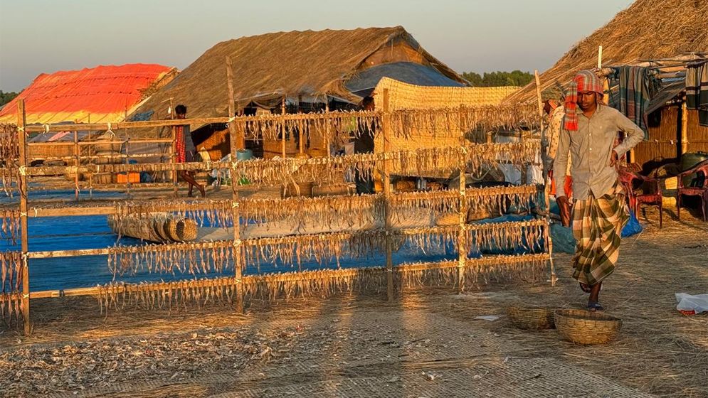 দুবলারচর এখনো সাহেবদের কব্জায়