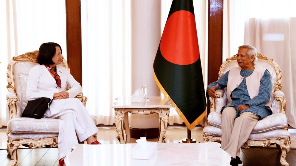 ড. ইউনূসের নেতৃত্বাধীন অন্তর্বর্তীকালীন সরকারকে পূর্ণ সমর্থন যুক্তরাজ্যের