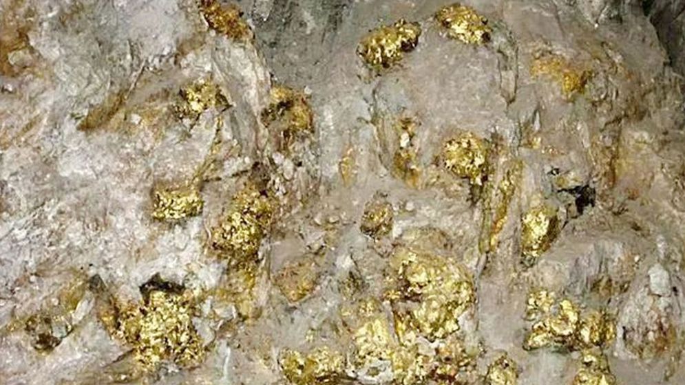 বিশাল স্বর্ণখনির সন্ধান পেলো চীন