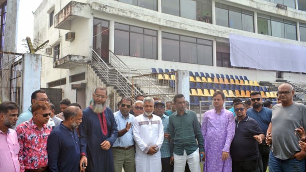 বগুড়ার স্টেডিয়ামে শহীদ জিয়া ক্রিকেট টুর্নামেন্ট ১০ নভেম্বর