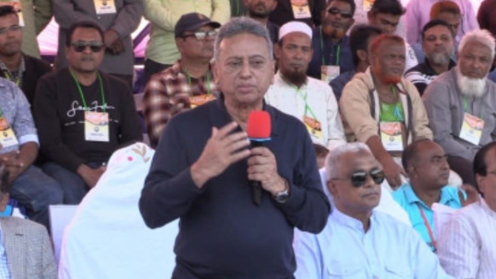 নতুন বাংলাদেশের যাত্রায় আমাদের জয়ী হতে হবে: আমীর খসরু