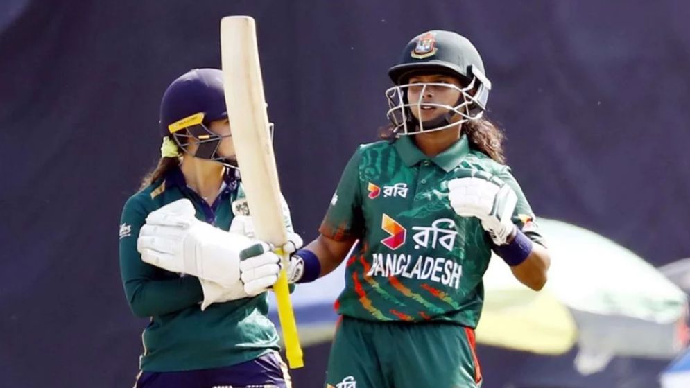 সুপ্তার সেঞ্চুরির আক্ষেপ, রেকর্ড সংগ্রহ বাংলাদেশের