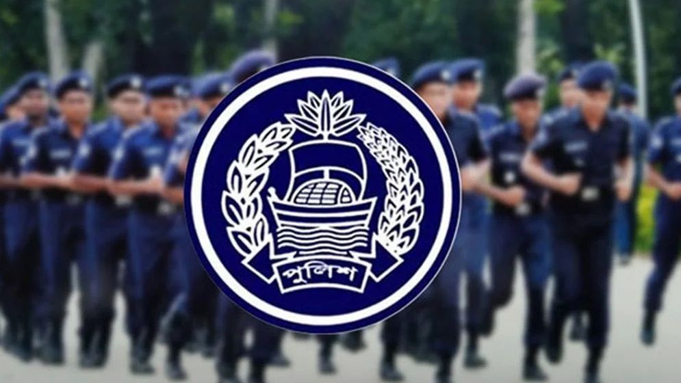 চাকরি হারানোর শঙ্কায় ৩৫৭৪ পুলিশ