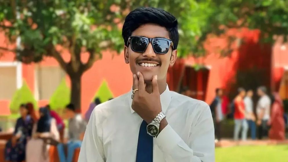 সমন্বয়ককে হাতুড়ি ও বাঁশ দিয়ে পেটালেন ছাত্রদল নেতা