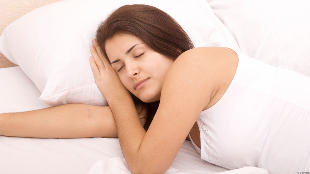 কোন বয়সে কতটুকু ঘুম দরকার জানেন?