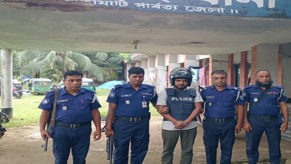 আওয়ামী লীগের সভাপতিসহ ২২ জনের বিরুদ্ধে মামলা, গ্রেপ্তার ১