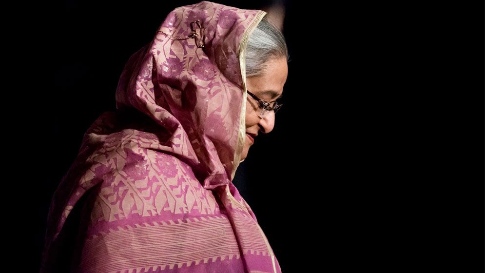 শেখ হাসিনার বিরুদ্ধে আন্তর্জাতিক অপরাধ আদালতে মামলা
