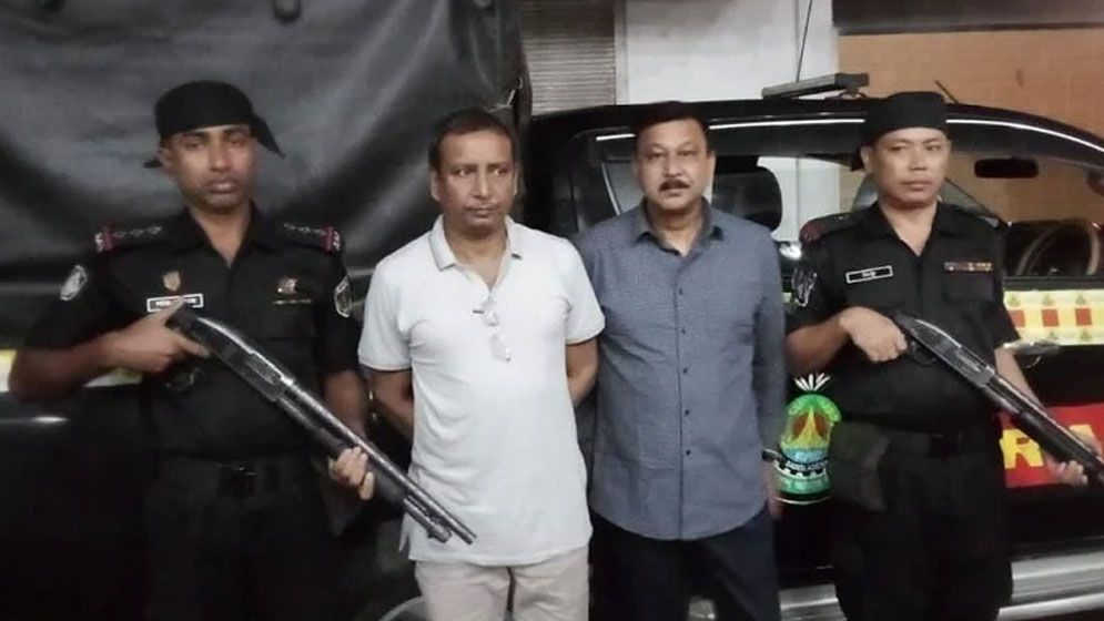 সাবেক ক্রীড়ামন্ত্রী পাপনের পিএসসহ গ্রেপ্তার ২