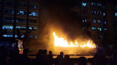 ৪ বাসে আগুন