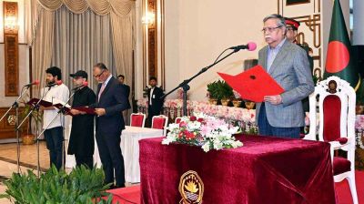 অন্তর্বর্তী সরকারের দপ্তর পুনর্বণ্টন, কে পেলেন কোন মন্ত্রণালয় 