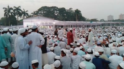 ইসলামি মহাসম্মেলন: যোগ দিতে সোহরাওয়ার্দী উদ্যানে জনতার ঢল