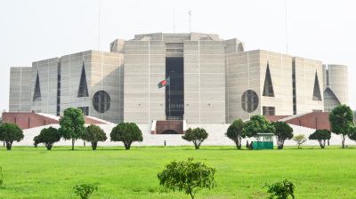 সরকারের মেয়াদ 'চার বছর' ইস্যু হঠাৎ কেন আলোচনায়