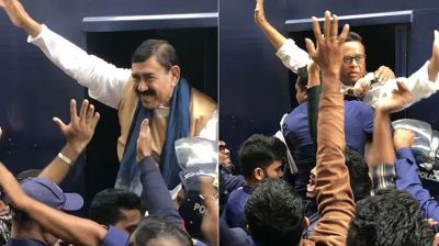 আদালতে শাজাহান-সোবহানকে ফুলের মালা পরিয়ে মুক্তির দাবিতে স্লোগান
