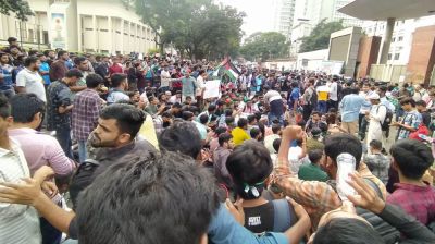 ৫ দফা দাবিতে সচিবলায় ঘেরাও জবি শিক্ষার্থীদের (ভিডিও)