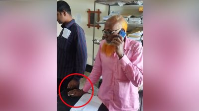 আদিতমারীতে ফুড গ্রেইন লাইসেন্স দেয়ার নামে চলছে ঘুষ বাণিজ্য