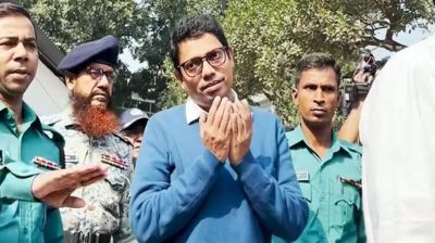 হাতজোড় করে দোয়া চাইলেন পলক