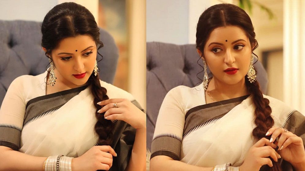 নতুন প্রেম নিয়ে যা বললেন পরী (ভিডিও)