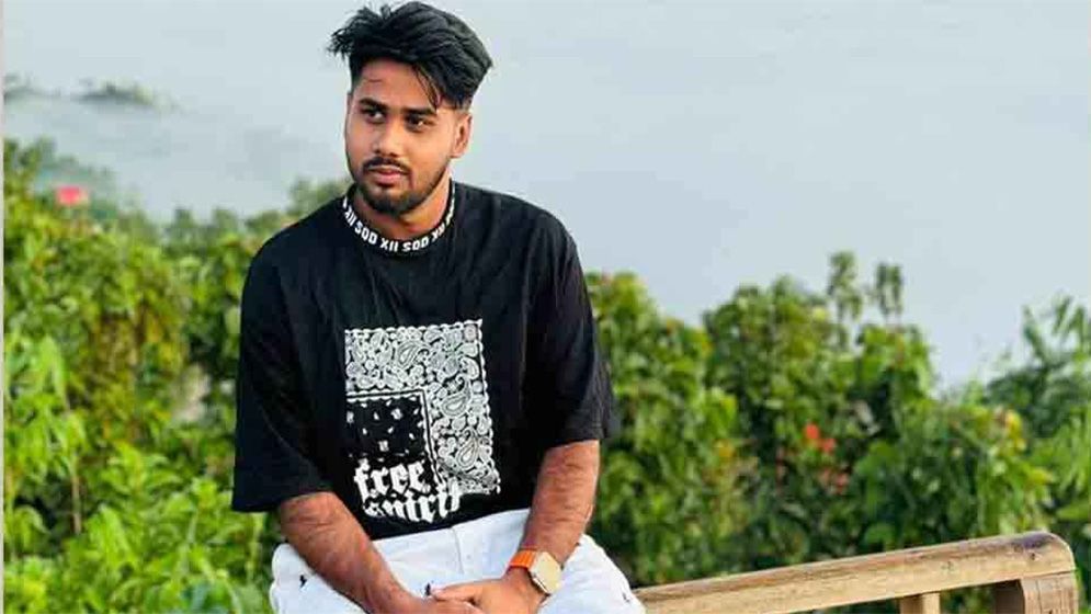 সাবেক ছাত্রলীগ নেতাকে কুপিয়ে হত্যা