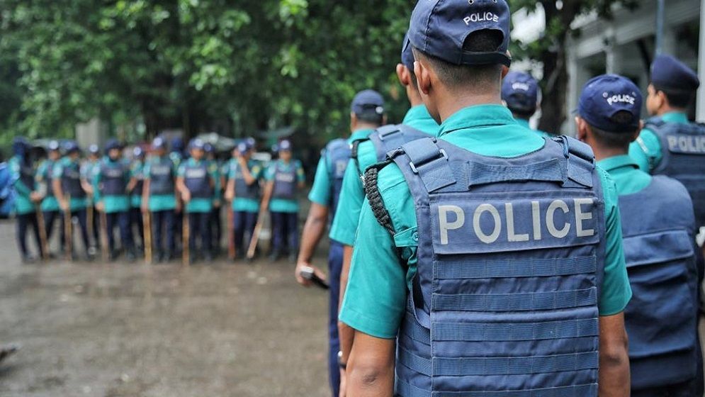 পুলিশে বড় রদবদল