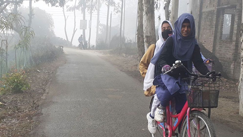 শীতে কাঁপছে চুয়াডাঙ্গা, ১৪ ডিগ্রিতে নামলো তাপমাত্রা
