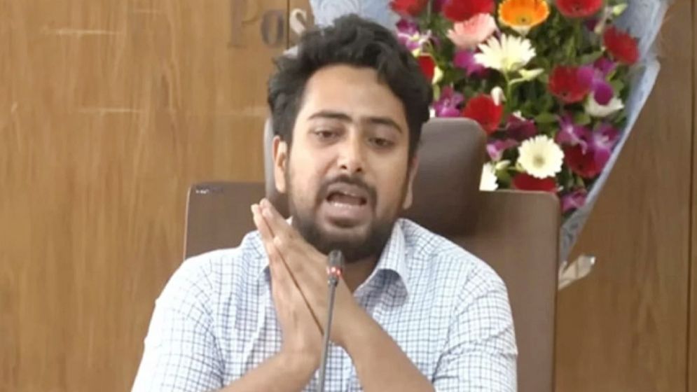 জনগণের প্রত্যাশামতো গণমাধ্যমের সহায়তা পাচ্ছি না: তথ্য উপদেষ্টা