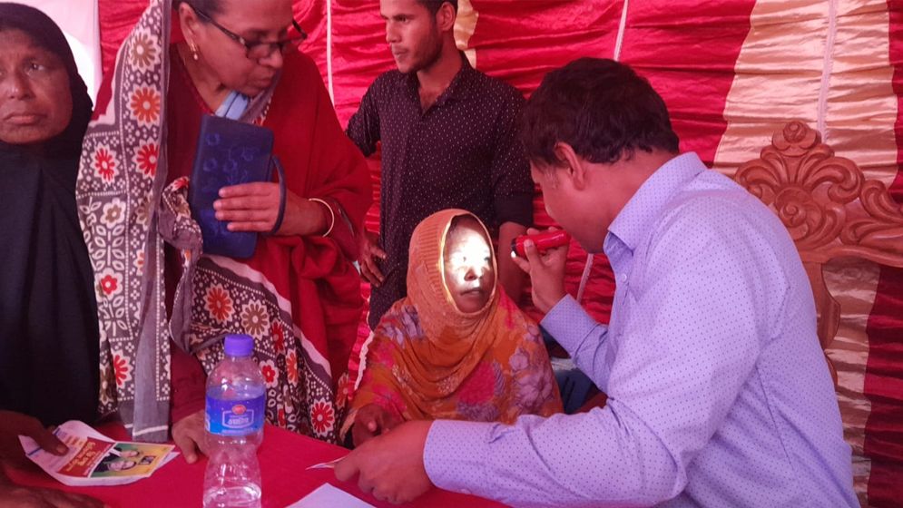 কলমাকান্দায় বিনামূল্যে চক্ষু চিকিৎসা ক্যাম্প