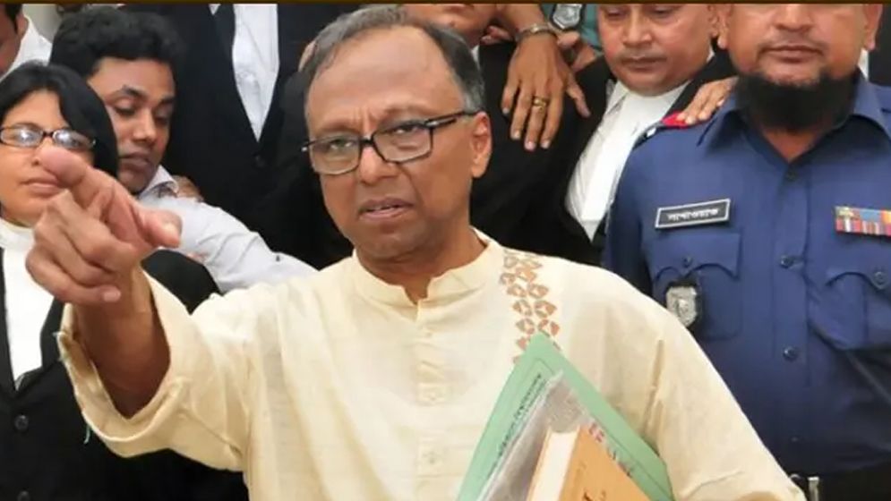 অন্তর্বর্তী সরকারের সংবিধান সংশোধনের ম্যান্ডেট নিয়ে যা জানালেন মাহমুদুর রহমান
