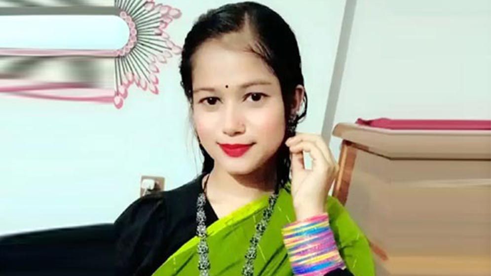 প্রবাসীর স্ত্রীর ঝুলন্ত মরদেহ উদ্ধার