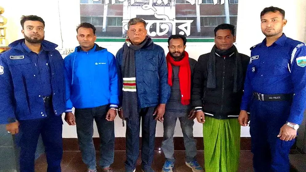 আওয়ামী লীগের ৩১ নেতা-কর্মী গ্রেপ্তার