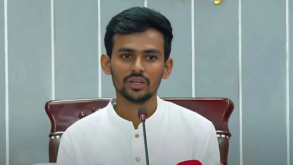 ভারতকে যে পরামর্শ দিলেন উপদেষ্টা আসিফ মাহমুদ