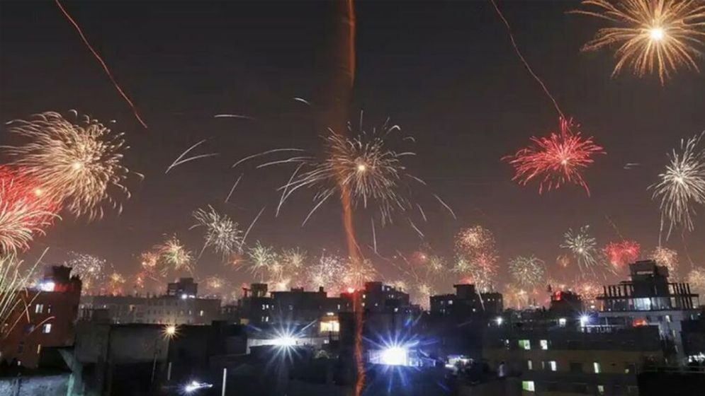 থার্টি ফার্স্ট নাইট: ফানুস ও আতশবাজি ওড়ানো বন্ধে হাইকোর্টের নির্দেশ