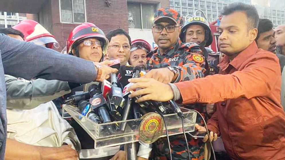 আগুনের সূত্রপাত নিয়ে নিশ্চিত হওয়া যায়নি : ফায়ারের ডিজি