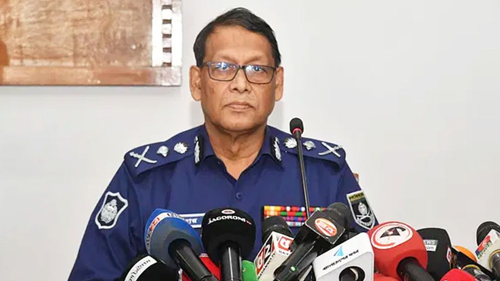 অপরাধ নিয়ন্ত্রণে পুলিশের কাছে ম্যাজিক নাই: আইজিপি