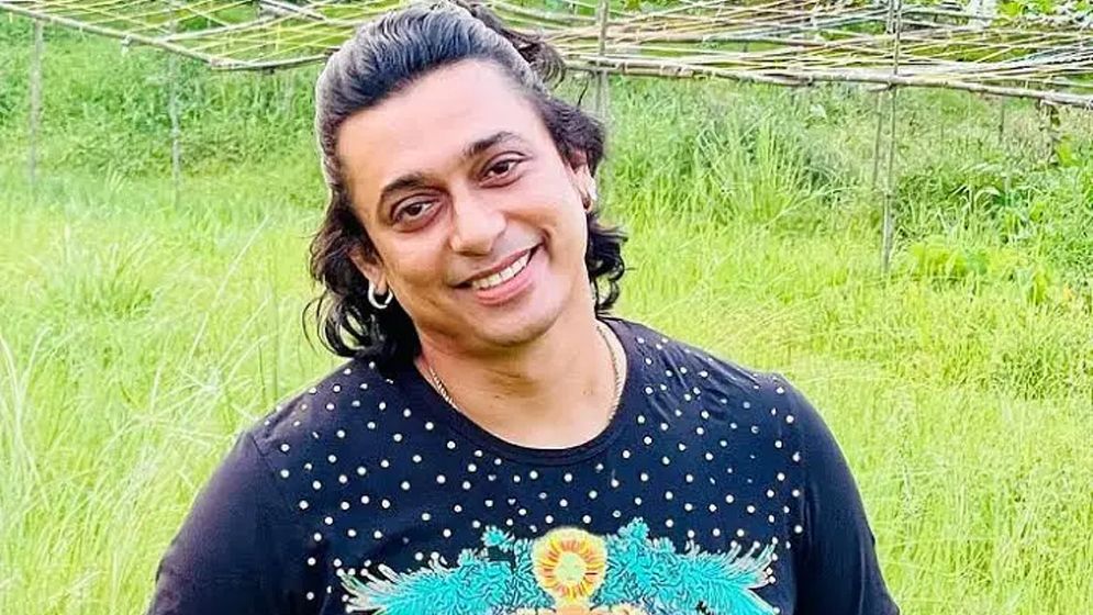 নতুন পেশায় চিত্রনায়ক জায়েদ খান