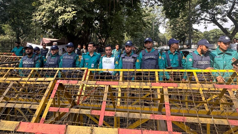 কাকরাইল মসজিদ এলাকায় নিরাপত্তা জোরদার