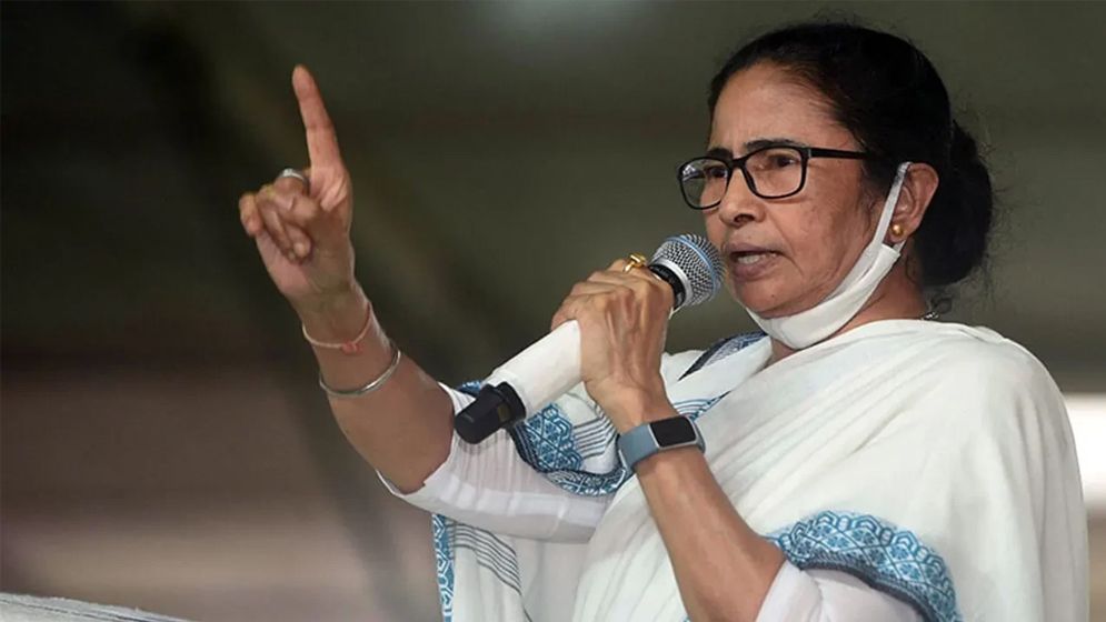 বাংলাদেশ সীমান্তে আগুন জ্বললে রক্ষা নেই বিহার-ওড়িশার, সতর্ক করলেন মমতা