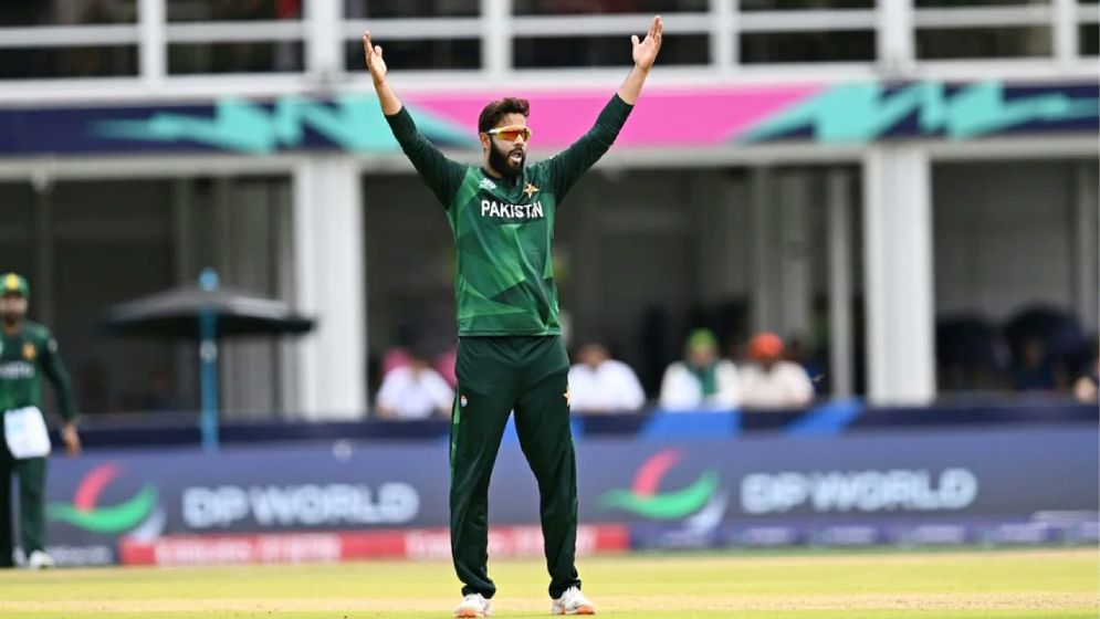 আবারো অবসরের ঘোষণা পাকিস্তানি তারকার