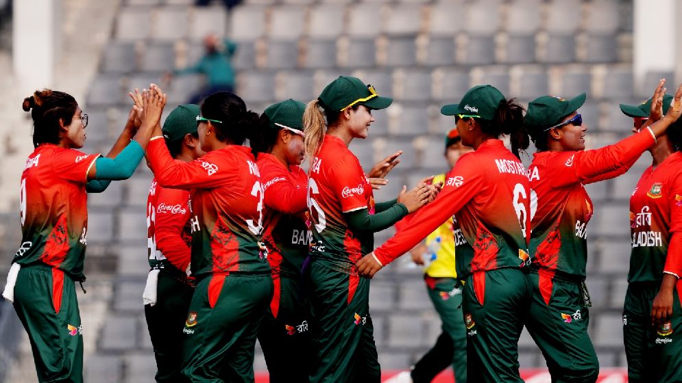 সহজ ম্যাচ কঠিন করে হারলো বাংলাদেশ