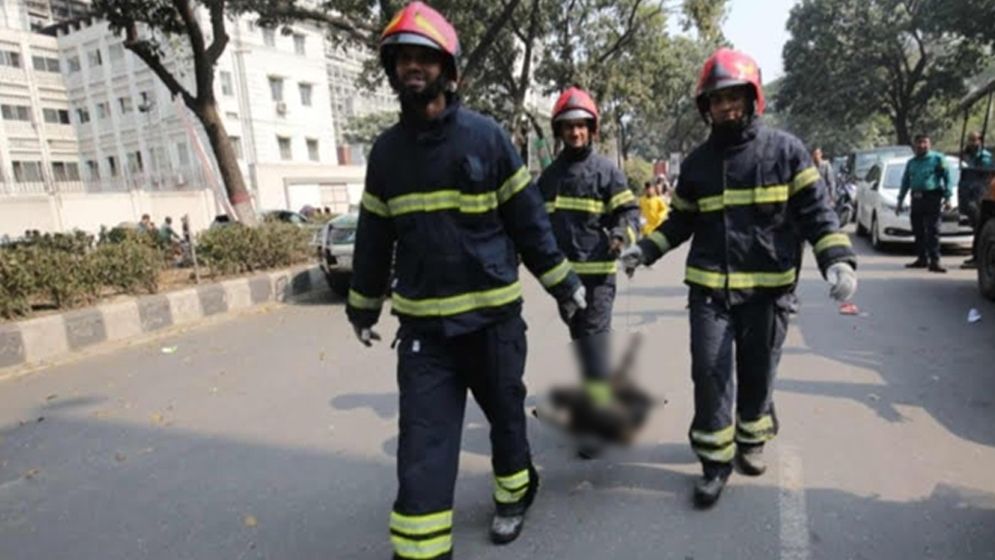 সচিবালয়ের ৮ তলায় দগ্ধ কুকুরের দেহ, চাঞ্চল্যের সৃষ্টি