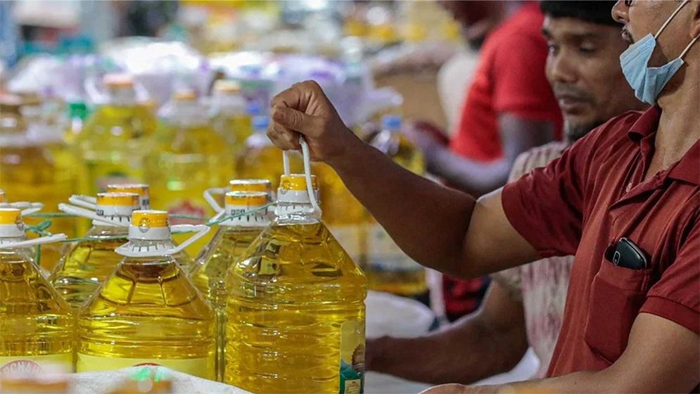 বোতলজাত সয়াবিন তেলের হঠাৎ সংকট 