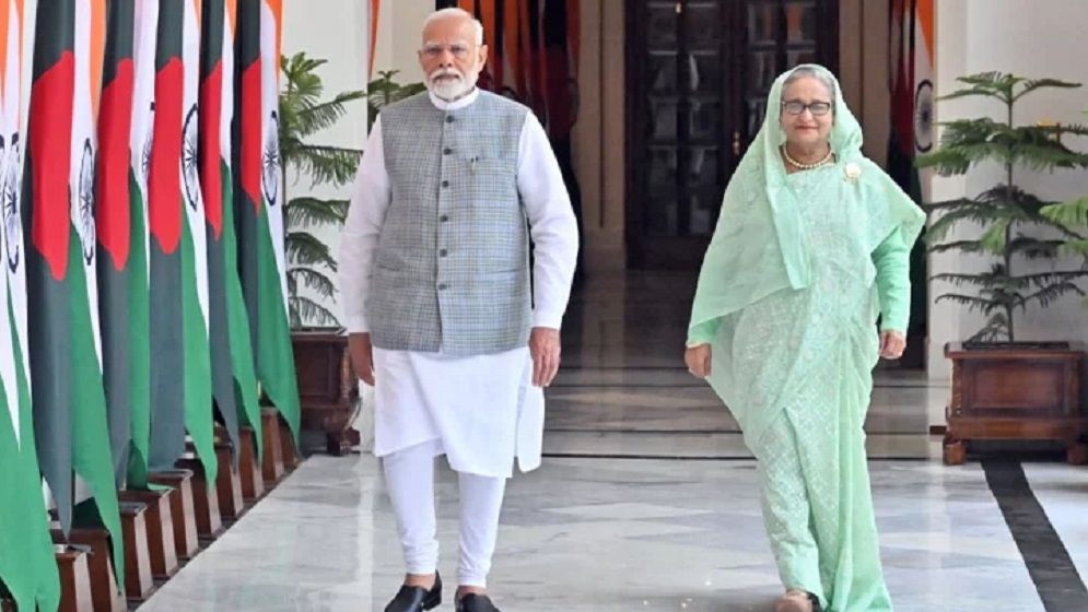 মোদীর 'বিজয় দিবসের' বার্তা ঘিরে বাংলাদেশে তীব্র প্রতিক্রিয়া