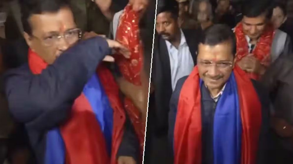 কেজরিওয়ালের ওপর তরল পদার্থ নিক্ষেপ