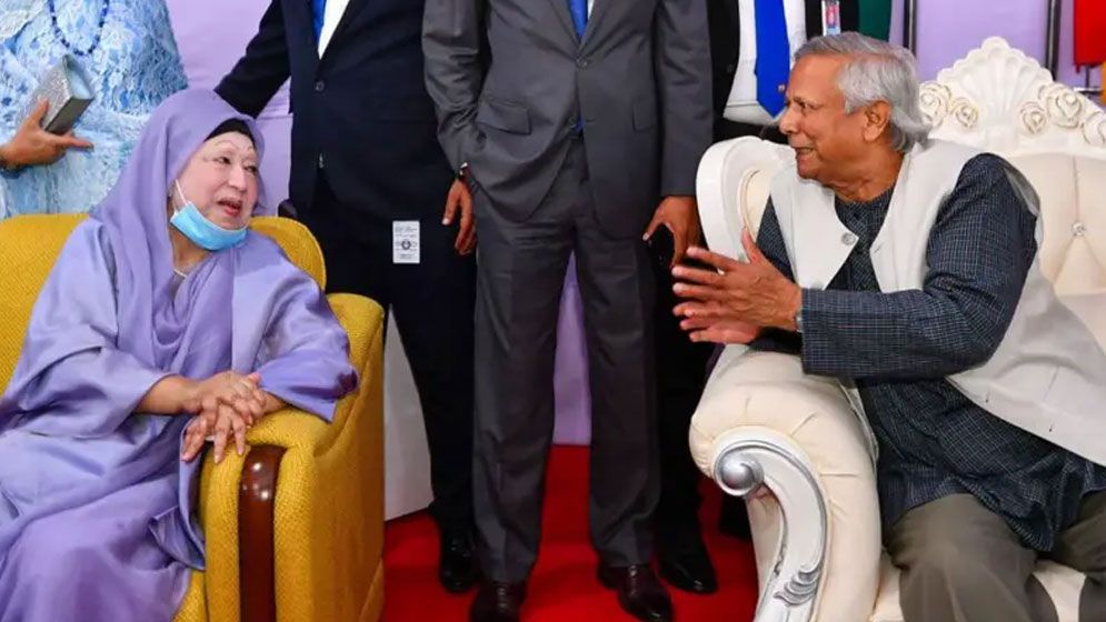 অন্তর্বর্তী সরকারের প্রতি বিএনপির মনোভাব কি বদলাচ্ছে?