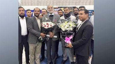 দেশে ফিরে জাতীয় ঐক্যের কথা বললেন ব্যারিস্টার রাজ্জাক   