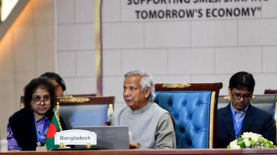 গাজায় ইসরায়েলি বর্বরতা বন্ধে সম্মিলিত পদক্ষেপের আহ্বান ড. ইউনূসের