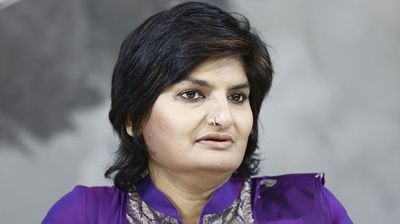 সেই ১৩৪ কোটি টাকা কার, মুখ খুললেন মুন্নী সাহা