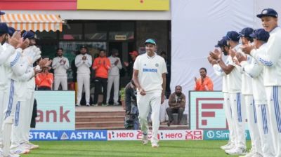 শেষ হলো ভারতীয় ক্রিকেটের বর্ণোজ্জ্বল অধ্যায়, বিদায় জানালেন অশ্বিন