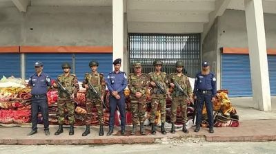 ২ কোটি টাকা মূল্যের ভারতীয় পণ্যসহ আটক ৩ 