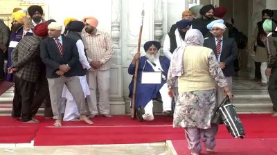 শৌচাগার পরিষ্কারে পাঞ্জাবের সাবেক উপমুখ্যমন্ত্রী
