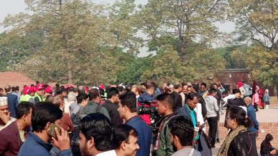 বধ্যভূমি স্মৃতিসৌধে হাজারো মানুষের ঢল